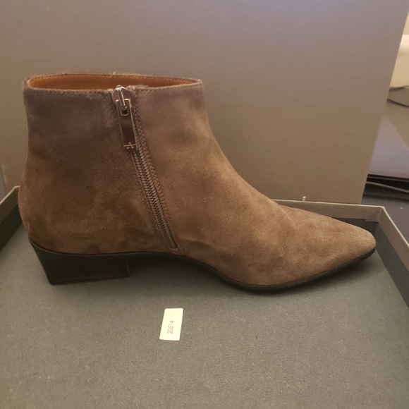 Aquatalia Fire Suede Booties Size 7.5M - Picture 3 of 8